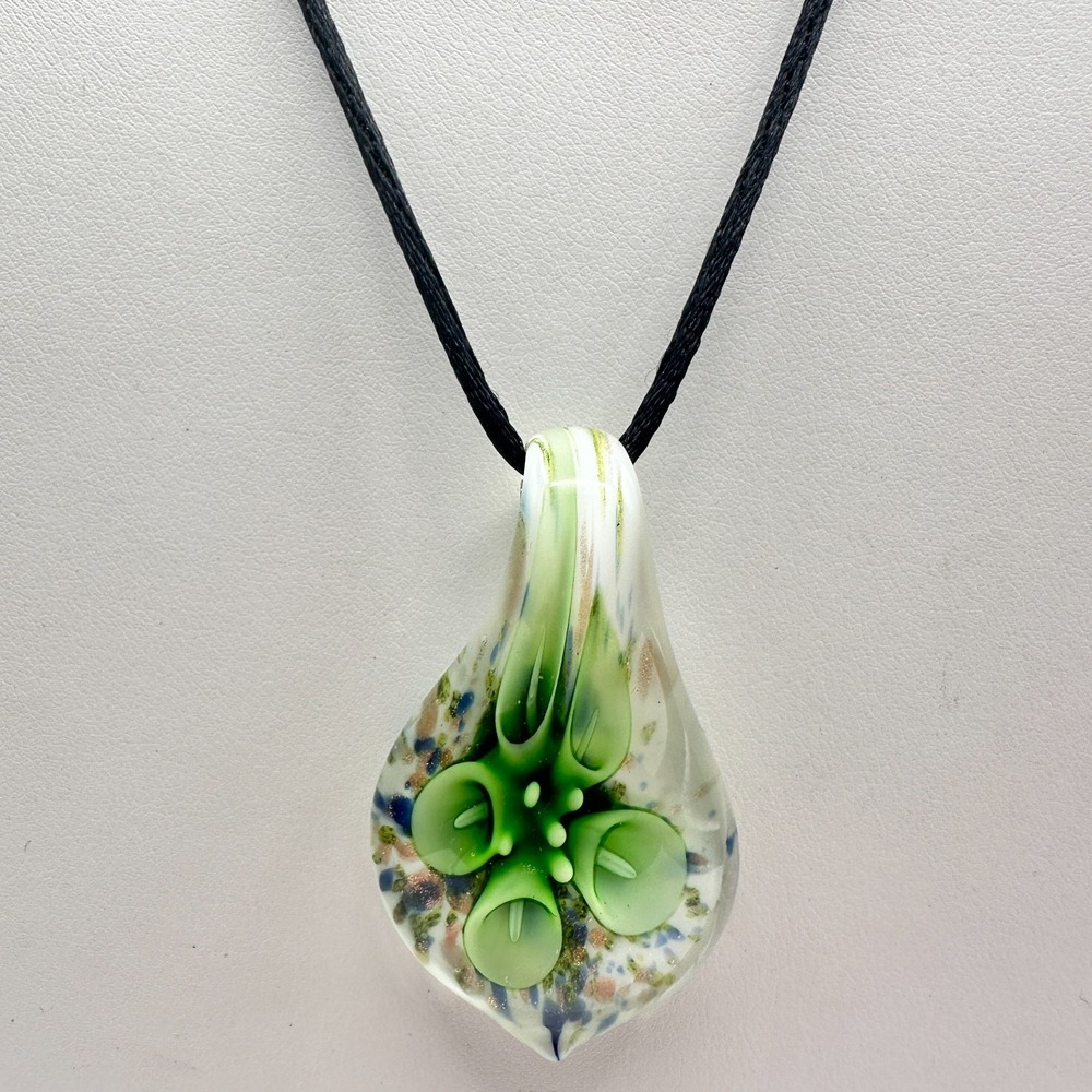 Vintage 90s Lampwork Art Glass Floral Pendant Necklace Green Calla Lily Jewelry - Picture 11 of 13